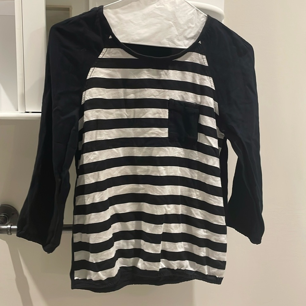 H&M pocketed long sleeve top